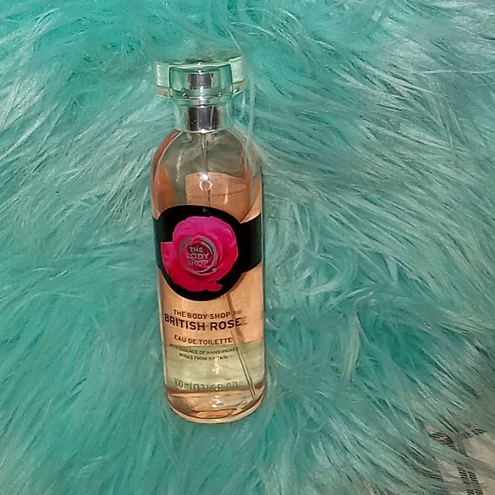 100 ml Body Shop British Rose eau de toilette. Very minimal use, almost full.